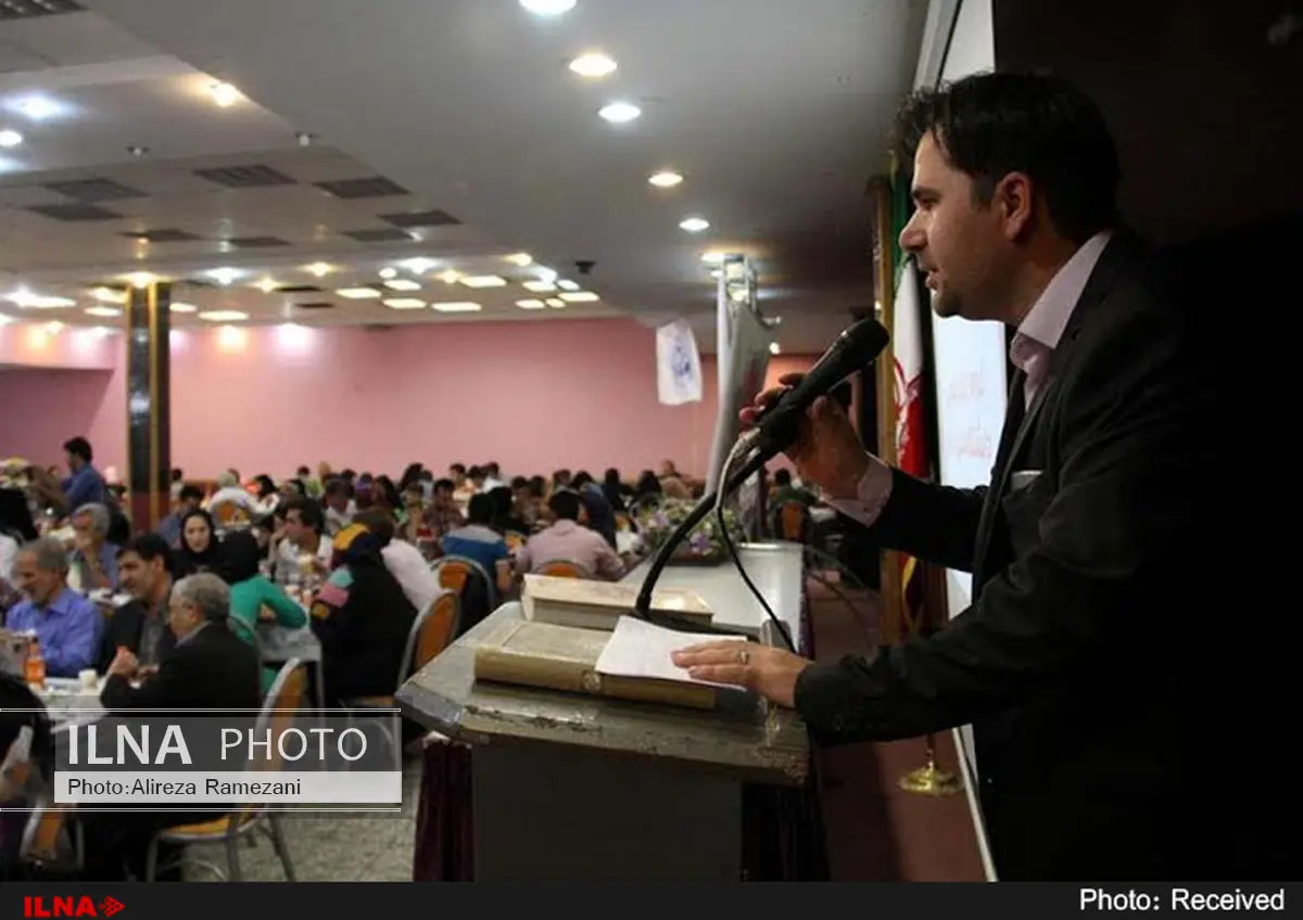 گفتمان دانشجویی به سمت عقل محوری تغییر کند