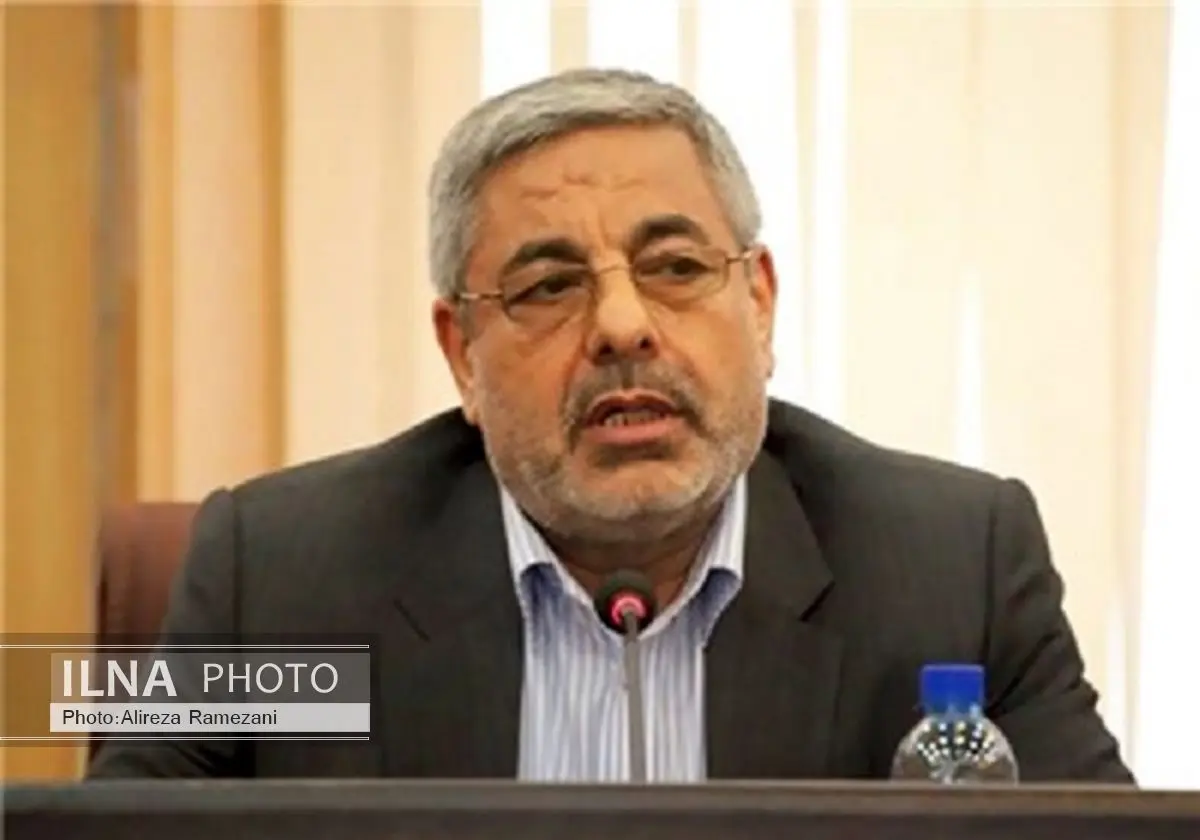 دستگاههای اجرایی آذربایجانغربی با انگیزه بیشتری پیگیر مشکلات و رفع موانع تولید شوند