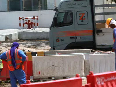 ۳۰۰ کارگر غیرقانونی در عمان دستگیر شدند