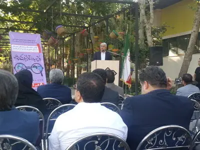 فرهنگ استفاده صحیح از رسانه‌های دیجیتال نزد مردم تبیین شود/ قهر کردن با تکنولوژی سبب معضلات زیادی شد
