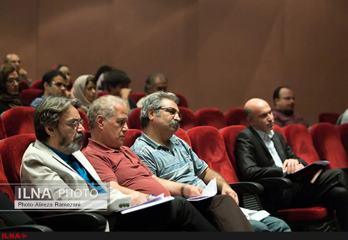 داریوش پیرنیاکان: موسیقی باید به رسمیت شناخته شود/ قانون اجرای کنسرت باید در تمام شهرستانها یکسان باشد