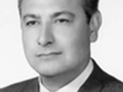 هوشنگ کاوه درگذشت