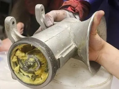 چرخ گوشت دست پسر بچه بوکانی را بلعید
