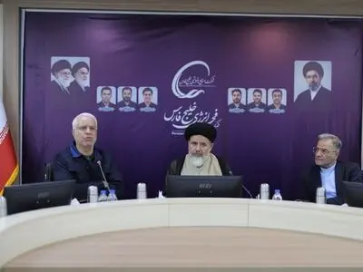 تأکید بر حفظ اشتغال و پایداری تولید پتروشیمی‌ها در نشست مدیران منطقه ویژه اقتصادی پتروشیمی