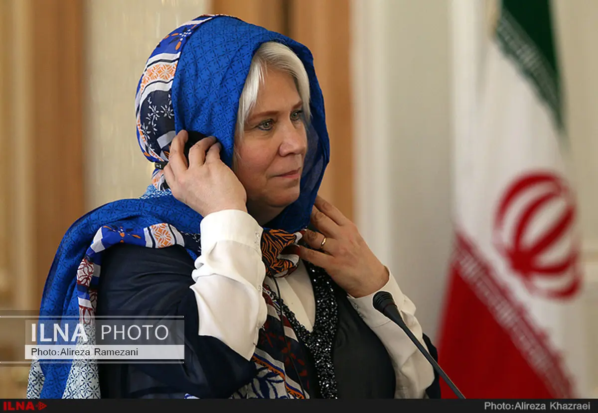 دعوت کالجوراند از ظریف برای سفر به استونی