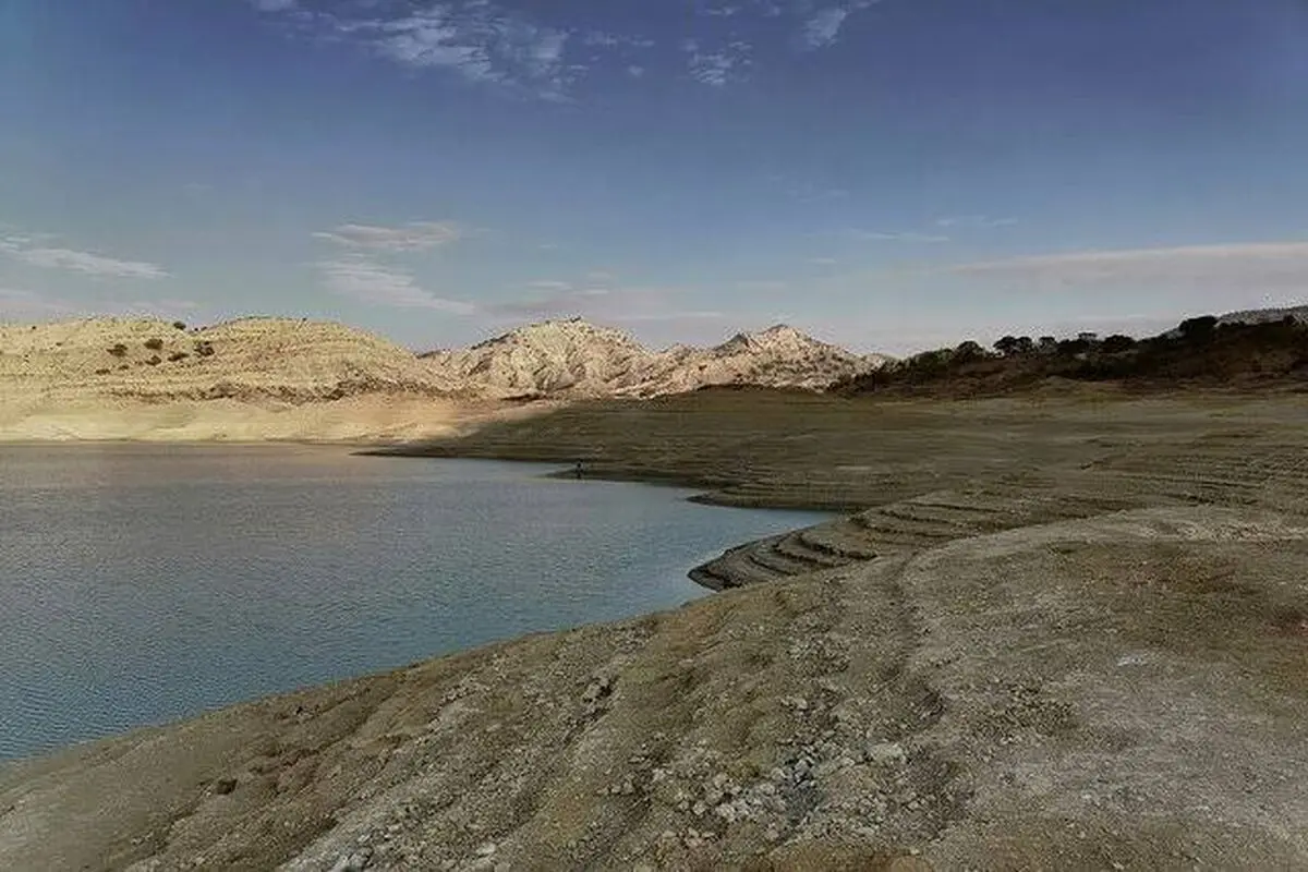 کاهش تخصیص آب کشاورزی سد چغاخور از ۱۲ به ۷ میلیون مترمکعب؛عبور موفق از فصل زراعی با مدیریت مصرف و اصلاح الگوی کشت