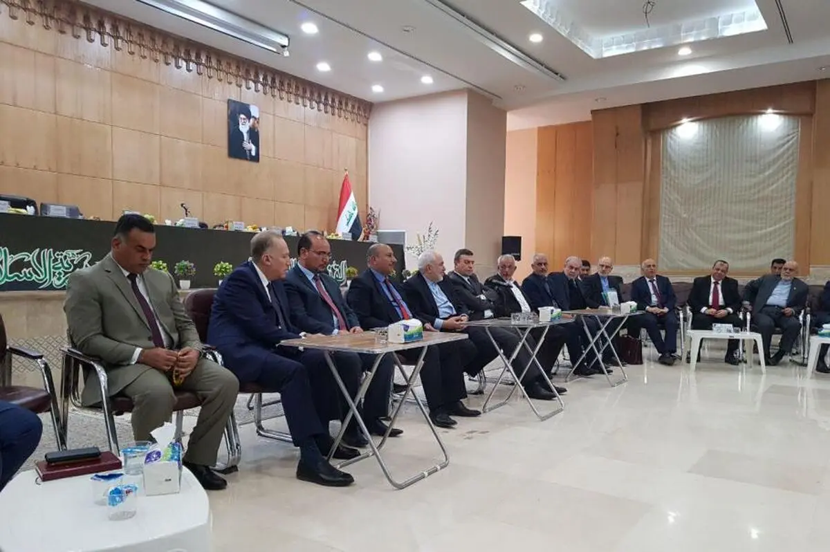 ظریف: ینبغی للعراق ان لا یعقد الآمال علی الاخرین فی مرحلة اعادة الاعمار ایضا