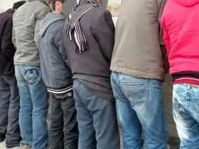 دستگیری ۱۰نفر حین قماربازی در خانه‌ای در فومن