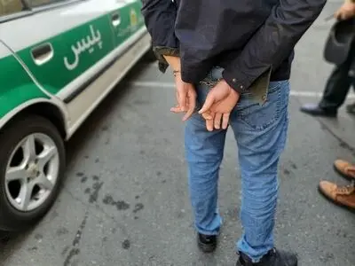 دستبند قانون بر دستان کلاهبردار ۱۲۰ میلیاردی در شیراز