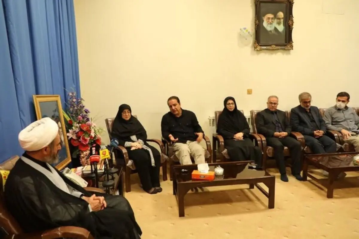 انتظار می‌رود همه مسئولان در مسیر خدمت به مردم با دولت همراه باشند 