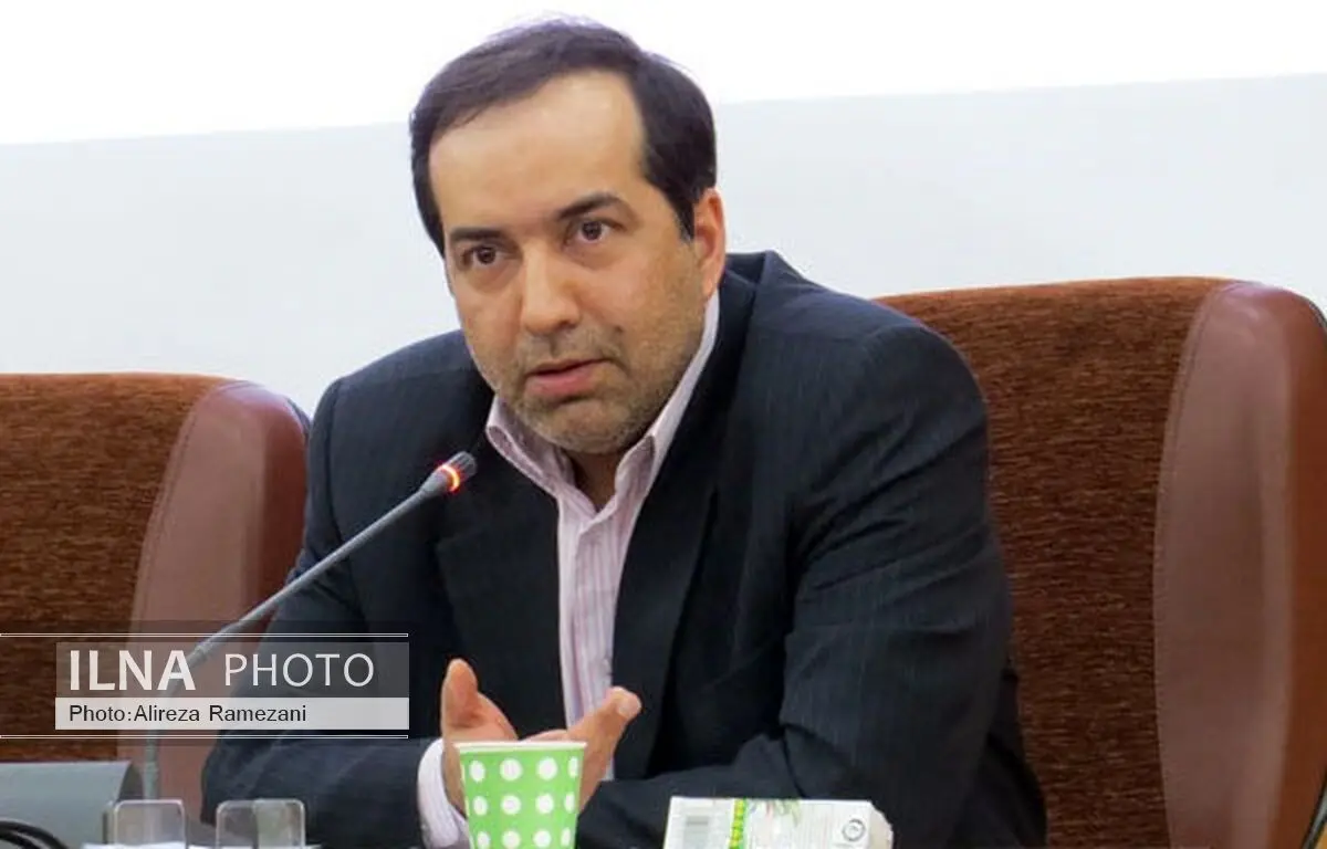 معافیت مالیاتی مطبوعات و روزنامه‌‌ها حل شد/ پایگاه‌های خبری فاقد مجوز فیلتر می‌شوند/ با توزیع آگهی‌ها از سوی ارشاد موافق نیستم