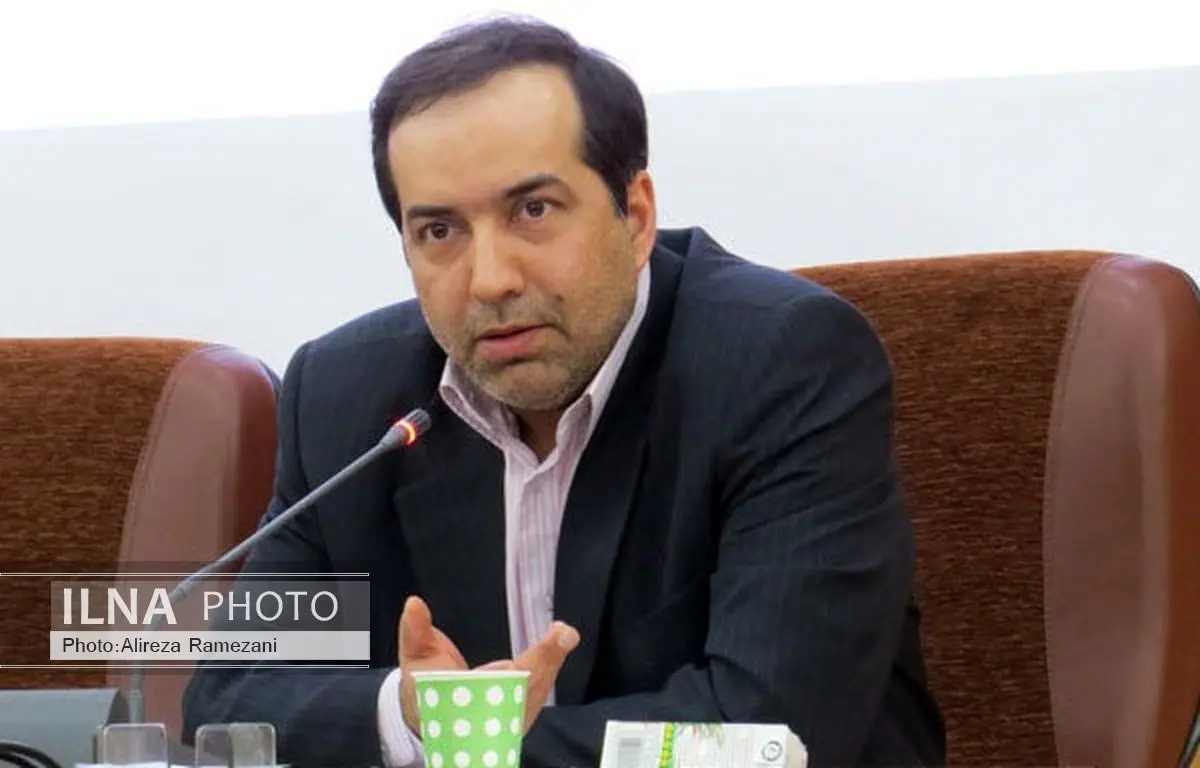 معافیت مالیاتی مطبوعات و روزنامه‌‌ها حل شد/ پایگاه‌های خبری فاقد مجوز فیلتر می‌شوند/ با توزیع آگهی‌ها از سوی ارشاد موافق نیستم