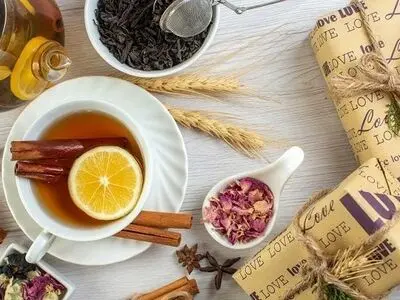 دمنوش های گیاهی برای تسکین معده درد