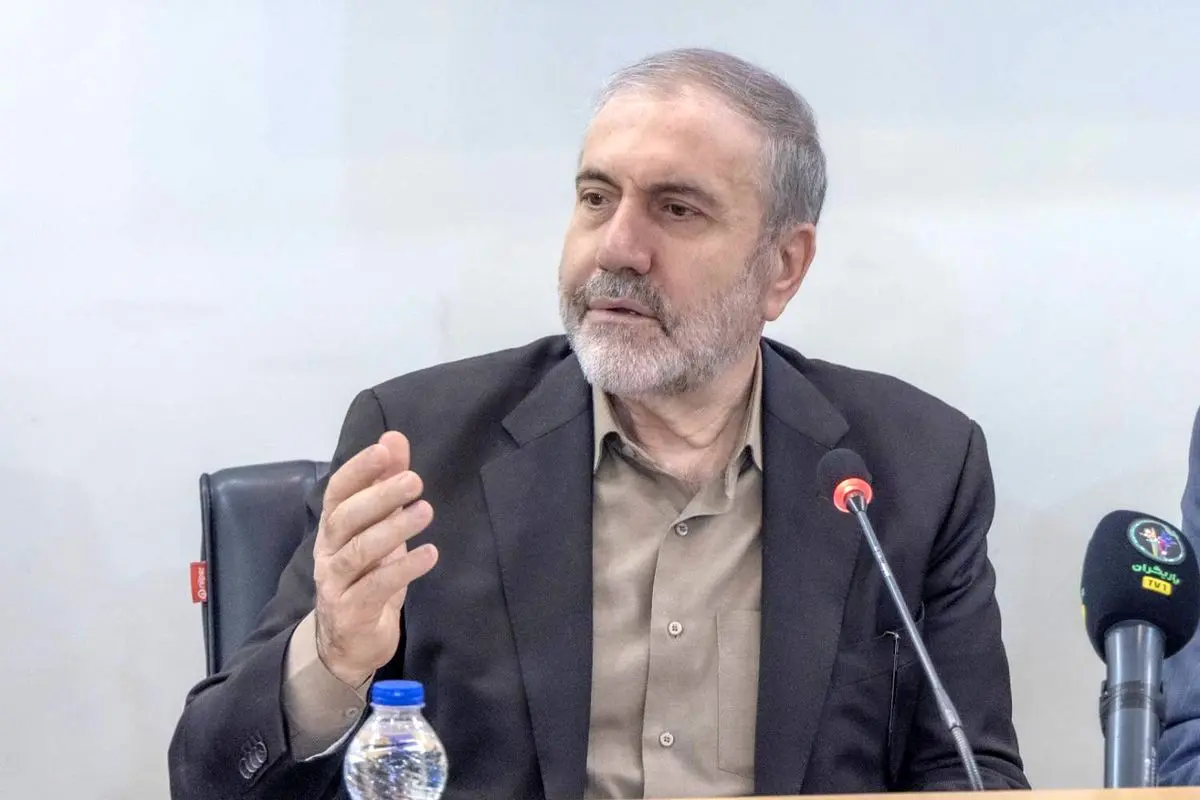 نیاز شرکت‌های دارویی به مواداولیه تهیه دارو با کشت کنترل شده شقایق الیفرا قابل تأمین است