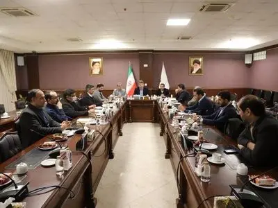 نشست تخصصی دبیرخانه شورای‌عالی مناطق آزاد با محوریت پیشگیری از قاچاق کالا و ارز