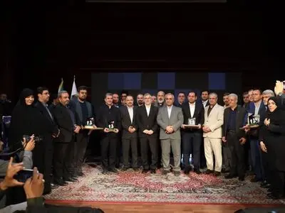 تمامی خدمتگزاران دولت در استان در مسیر توسعه و پیشرفت البرز دخیل و قابل تقدیرند 