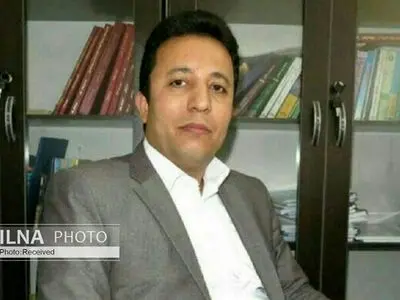 دولت از کسانی که به قدرت وصل هستند مالیات بگیرد و به ضعیفان کمک کند/ ۹۰درصد از نقدینگی در جیب ۵درصد از افراد است/ نتیجه‌ سیاست چاپ پول رسیدن به سقف تورم است