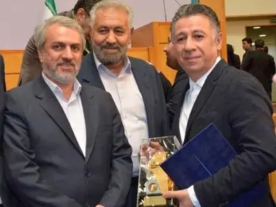 صنایع ارتباطی آوا در مراسم روز ملی صنعت و معدن، رتبه برتر صنایع برق و الکترونیک کشور در سال ۱۴۰۱ را کسب کرد