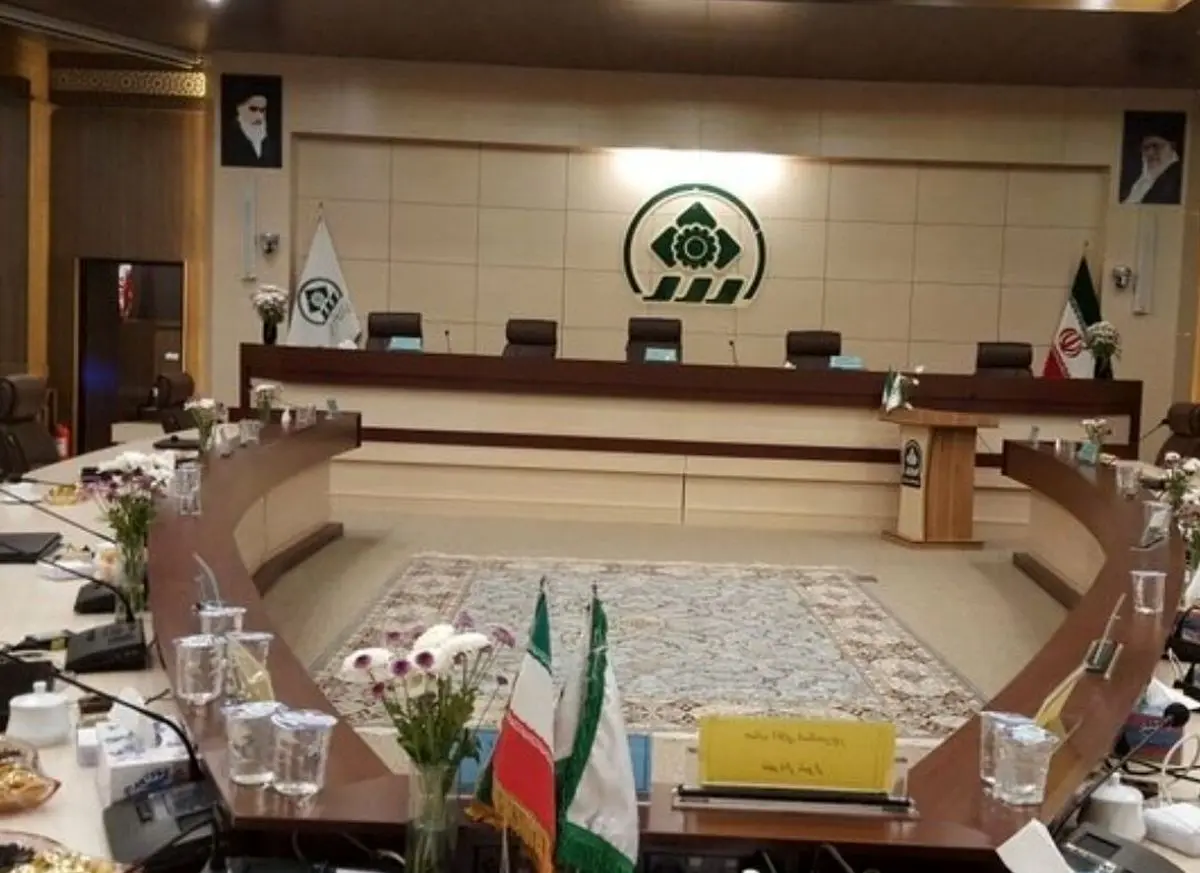 یک شورا دو روایت؛ از دوره طلایی تا درخواست انحلال/ رئیس اسبق شورای شیراز: انتخاب‌های محدود، شورا را از کارایی انداخت