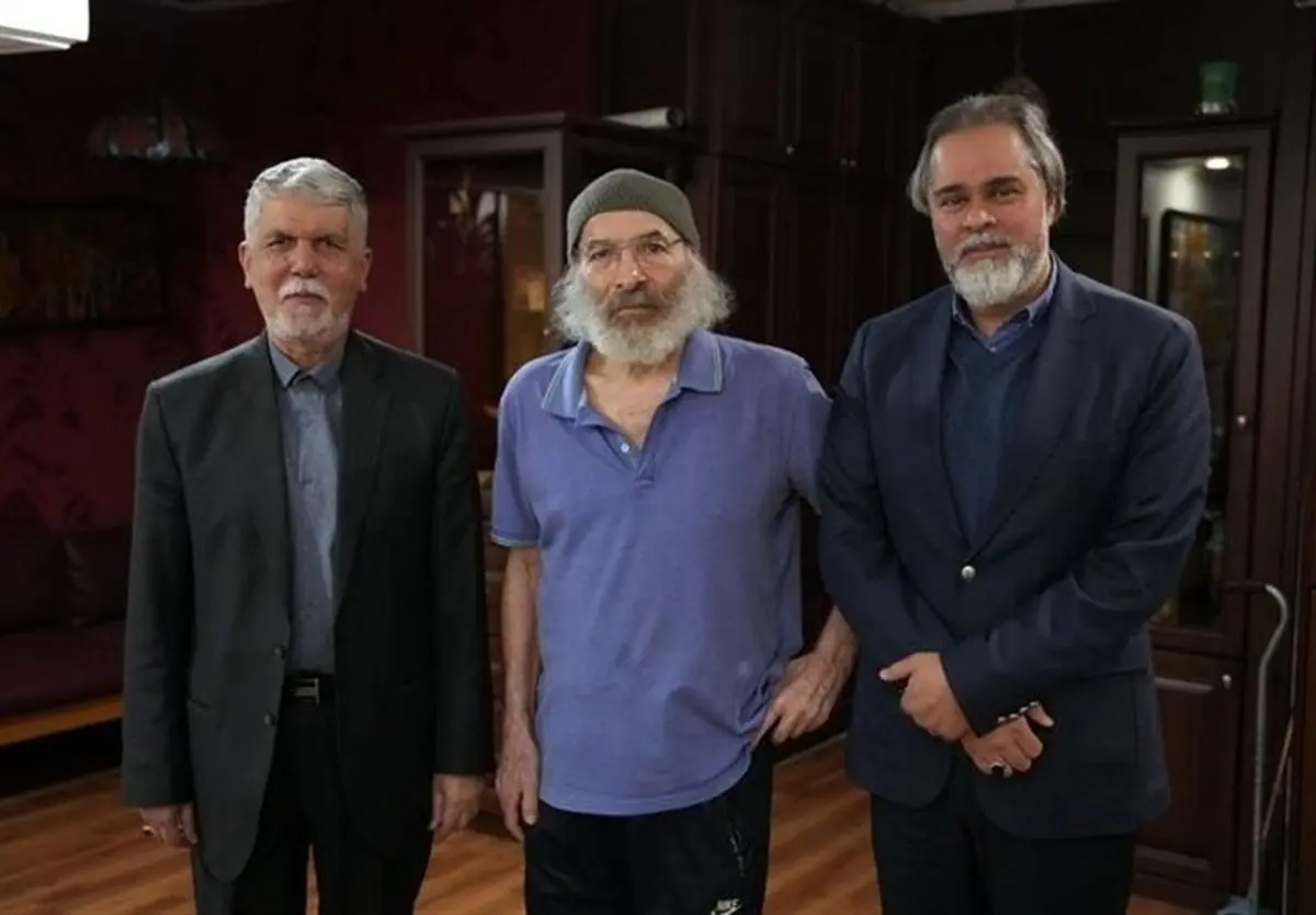 ایران باید به هر شکل ممکن حفظ شود