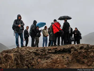 بازدید خبرنگاران از کاوش باستان شناسی در تپه باستانی سرقلعه لواسان 