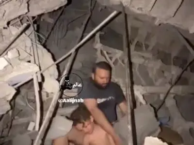 فیلم هولناک خانواده ونزوئلایی زیر آوار زلزله! 