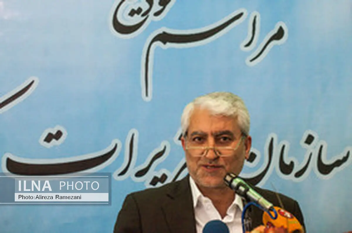 دست‌های آلوده را از اقتصاد کوتاه می‌کنیم/ برای مبارزه با قاچاق کالا و ارز مسامحه نمی‌کنیم