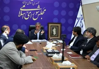احداث چند سیل‌بند راهگشا نیست، مسیر سیلاب را باز کنید/ قوانین ساخت و سازها اجرا نمی شود