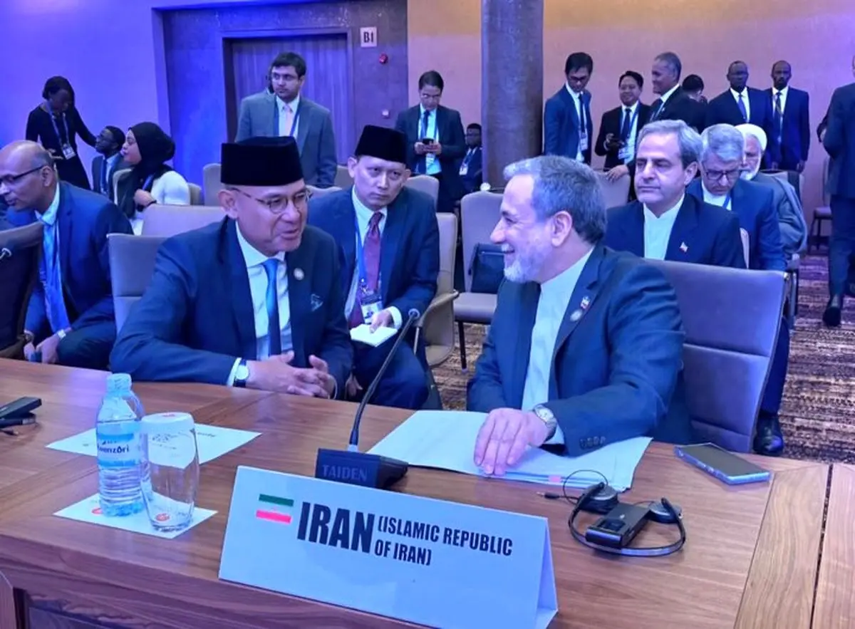 عراقچی با رئیس هیئت نمایندگی اندونزی گفتوگو کرد