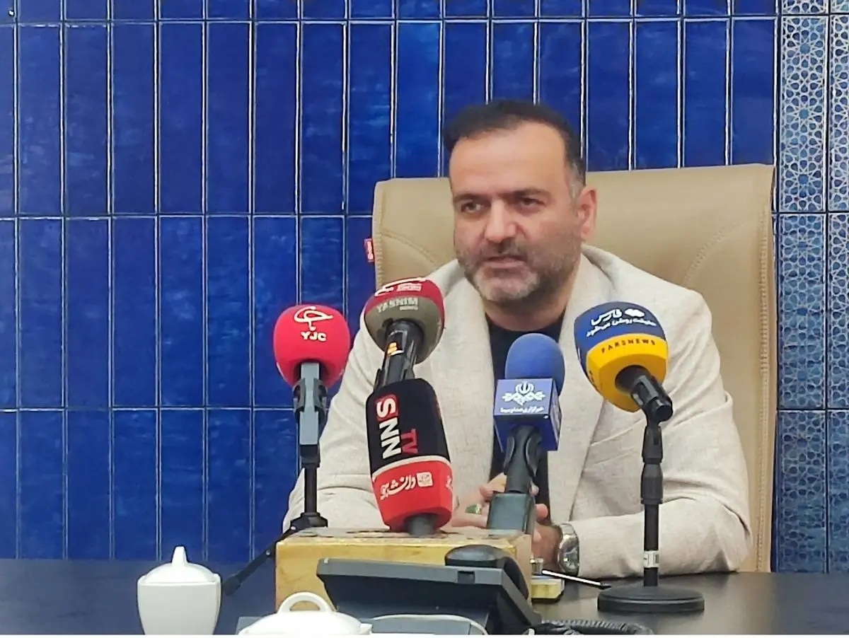 پژمان جمشیدی با «زیرخاکی ۵» به تلویزیون می‌آید/ «مرد سه هزار چهره» مهران مدیری جمعه‌ها روی آنتن تلویزیون می‌،رود