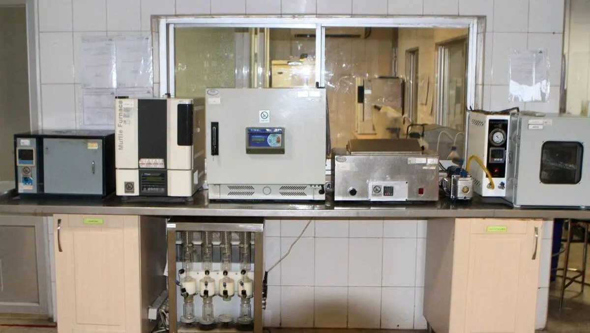 افتتاح آزمایشگاه یک کارخانه صنایع غذایی در لاهیجان