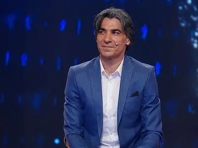 ماجرای جالب هل دادن اکرمی توسط شمسایی(ویدیو)