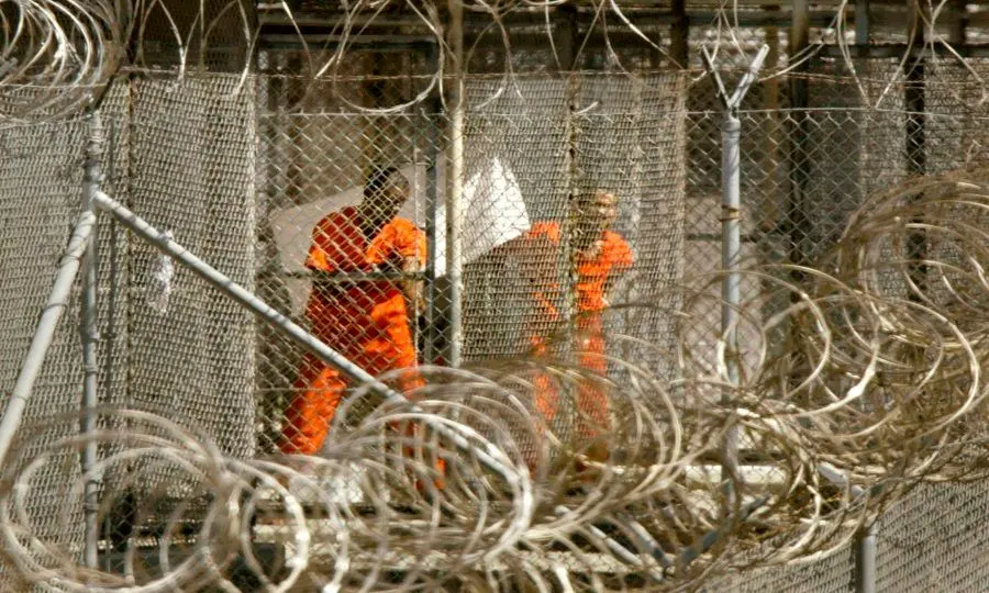درخواست سازمان عفو بین‌الملل از آمریکا برای بستن زندان «گوانتانامو»

