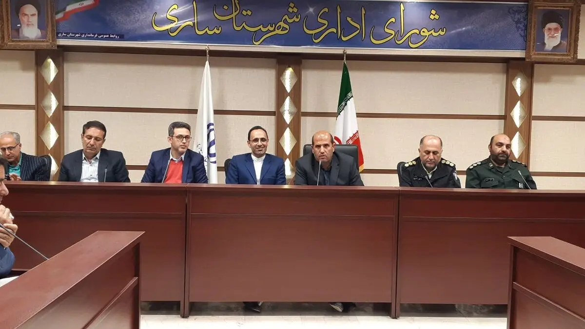 لزوم تکریم ارباب رجوع و رسیدگی به مشکلات مردمی