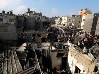 حمله رژیم صهیونیستی به چادر محل اسکان آوارگان در خان‌یونس