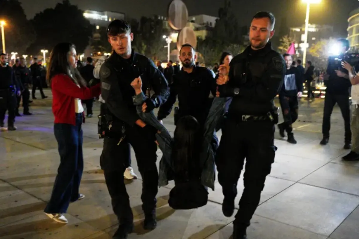 پلیس صهیونیست تظاهرات مخالفان جنگ با ایران را سرکوب کرد