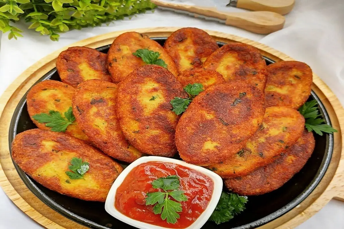 کوکو ماهی و پیازچه، غذایی لذیذ که هوش از سرتان می‌برد!