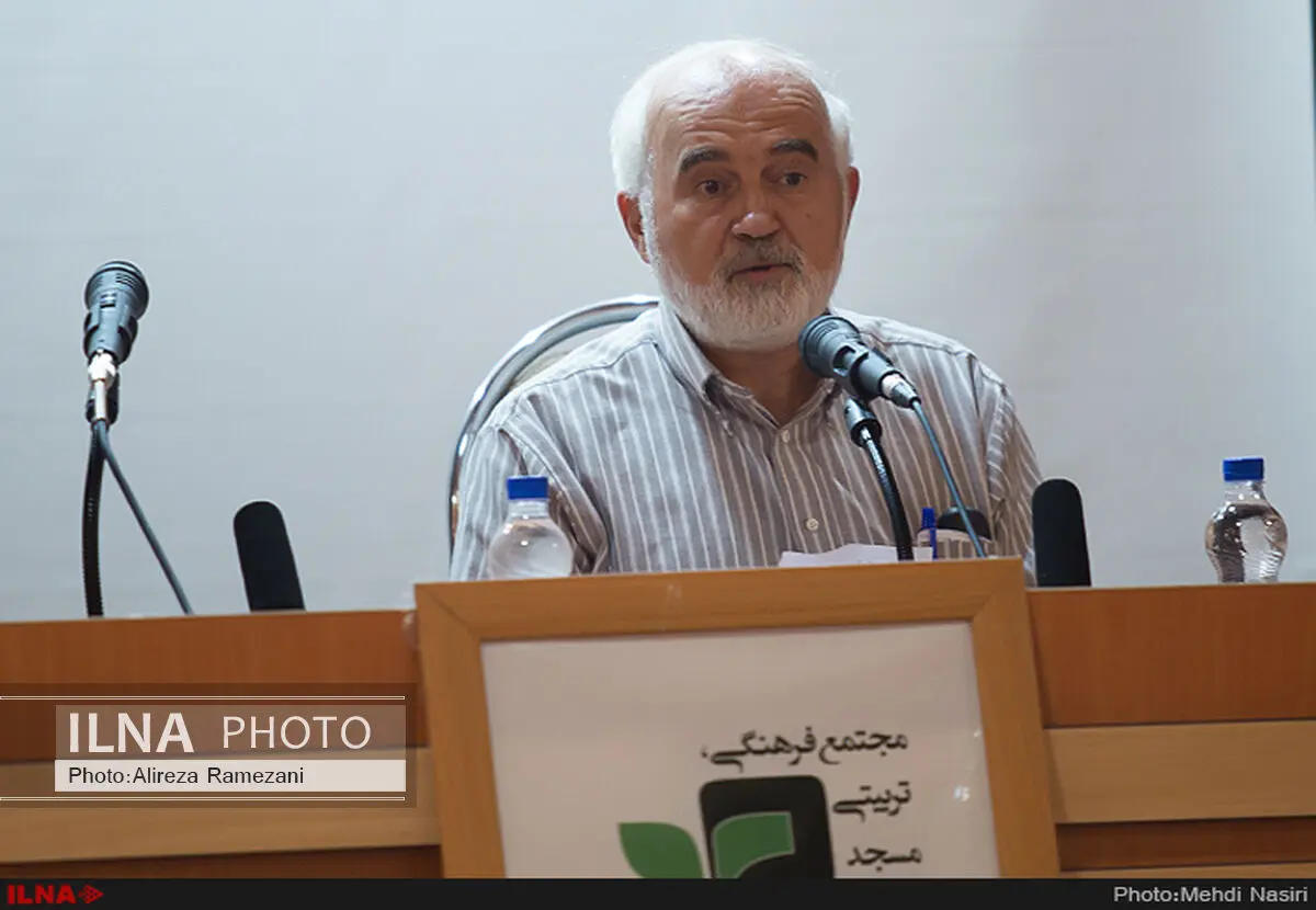 بنی‌صدر با حضور میرحسین موسوی و بهزاد نبوی در کابینه رجایی مخالفت کرد