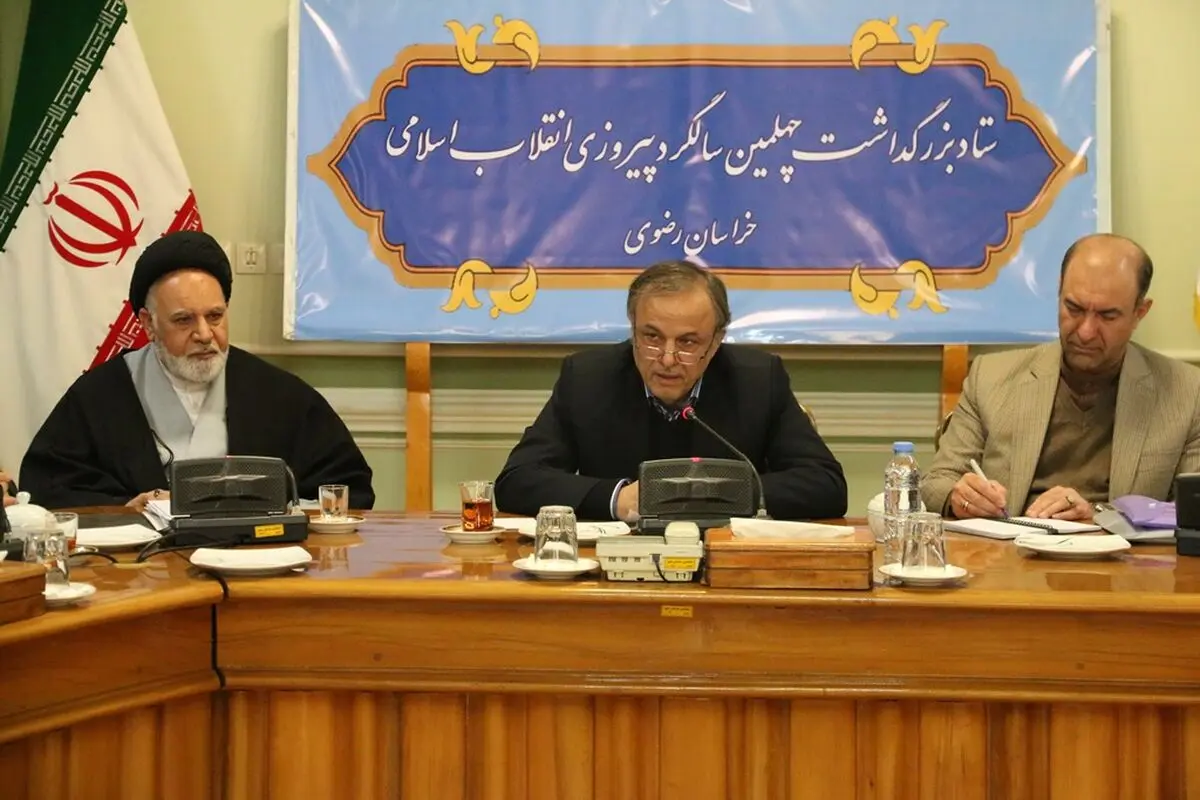  سانسور نتیجه معکوس می‌دهد و باید واقعیت‌ها را به مردم بگوییم