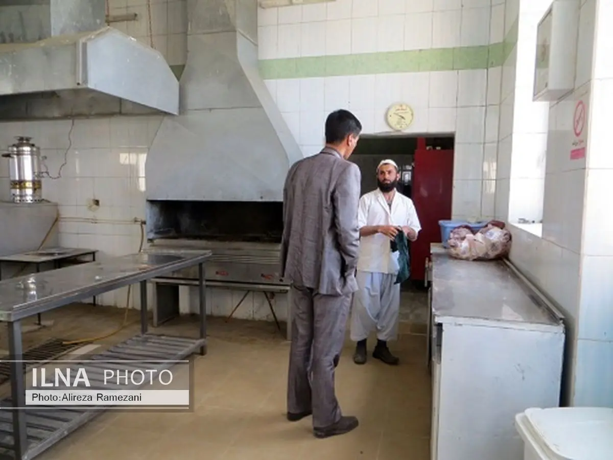 بازدید سرزده بازرسان میراث فرهنگی لرستان از واحدهای پذیرایی بین راهی