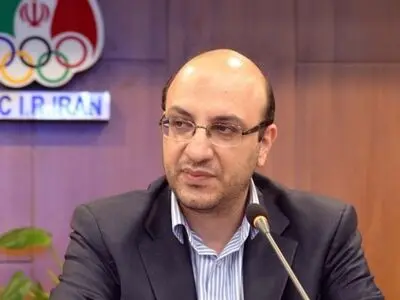 علی‌نژاد از معاونت قهرمانی وزارت ورزش استعفا کرد