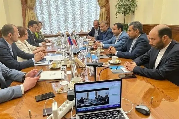  Iran, Russia Agree on Boosting Monetary, Banking Cooperation