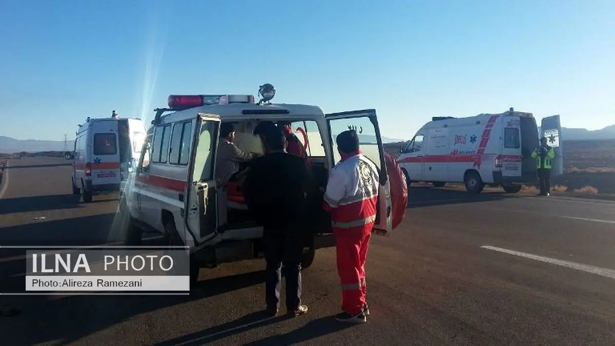 امدادگران هلال احمر ۷ مصدوم را به مراکز درمانی منتقل کردند