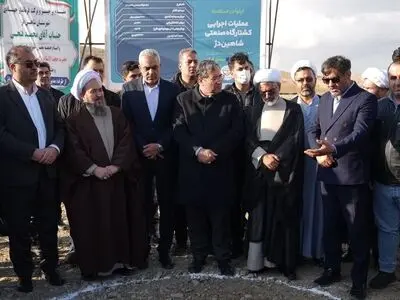 عملیات اجرایی کشتارگاه صنعتی طیور شاهین دژ آغاز شد