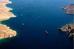 محاصره تنگه هرمز اقتصاد جهانی را با شوک بزرگ تهدید می‌کند