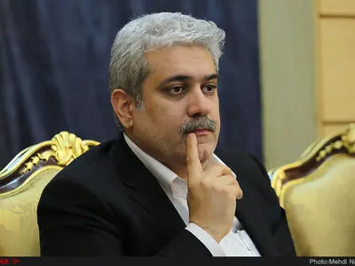 سورنا ستاری هیچ حسابی در توئیتر ندارد