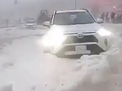 بارش برف شدید در عربستان + فیلم