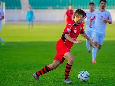 وینگر تیم ملی تاجیکستان به گل گهر پیوست
