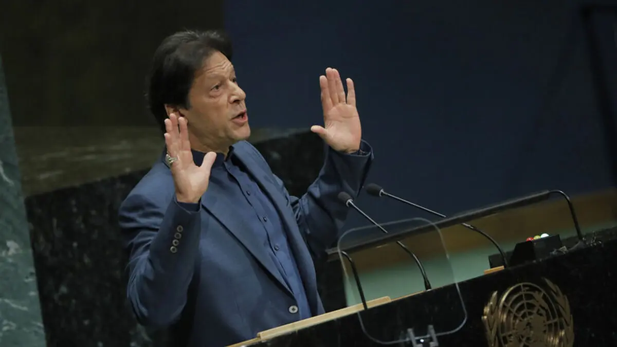 سفر عمران خان به عربستان برای میانجی‌گری بین تهران و ریاض