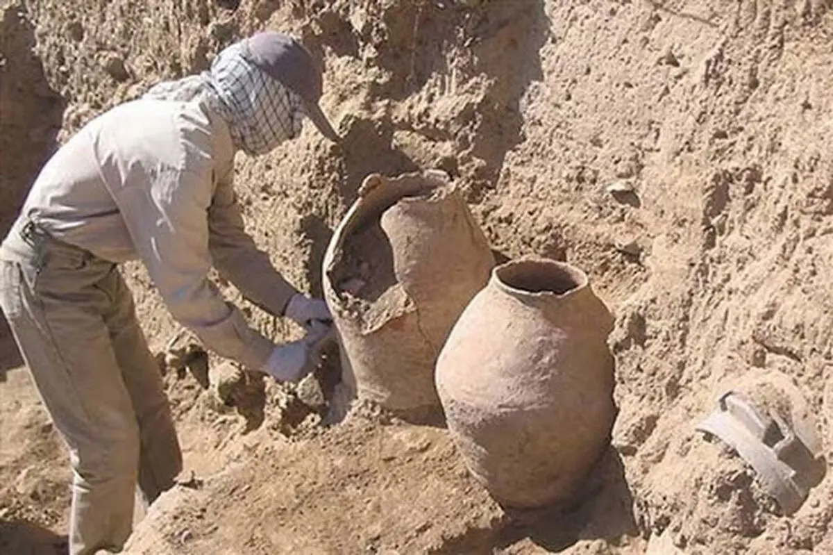 دستگیری ۵ سوداگر اشیاء تاریخی در شهرستان باغملک